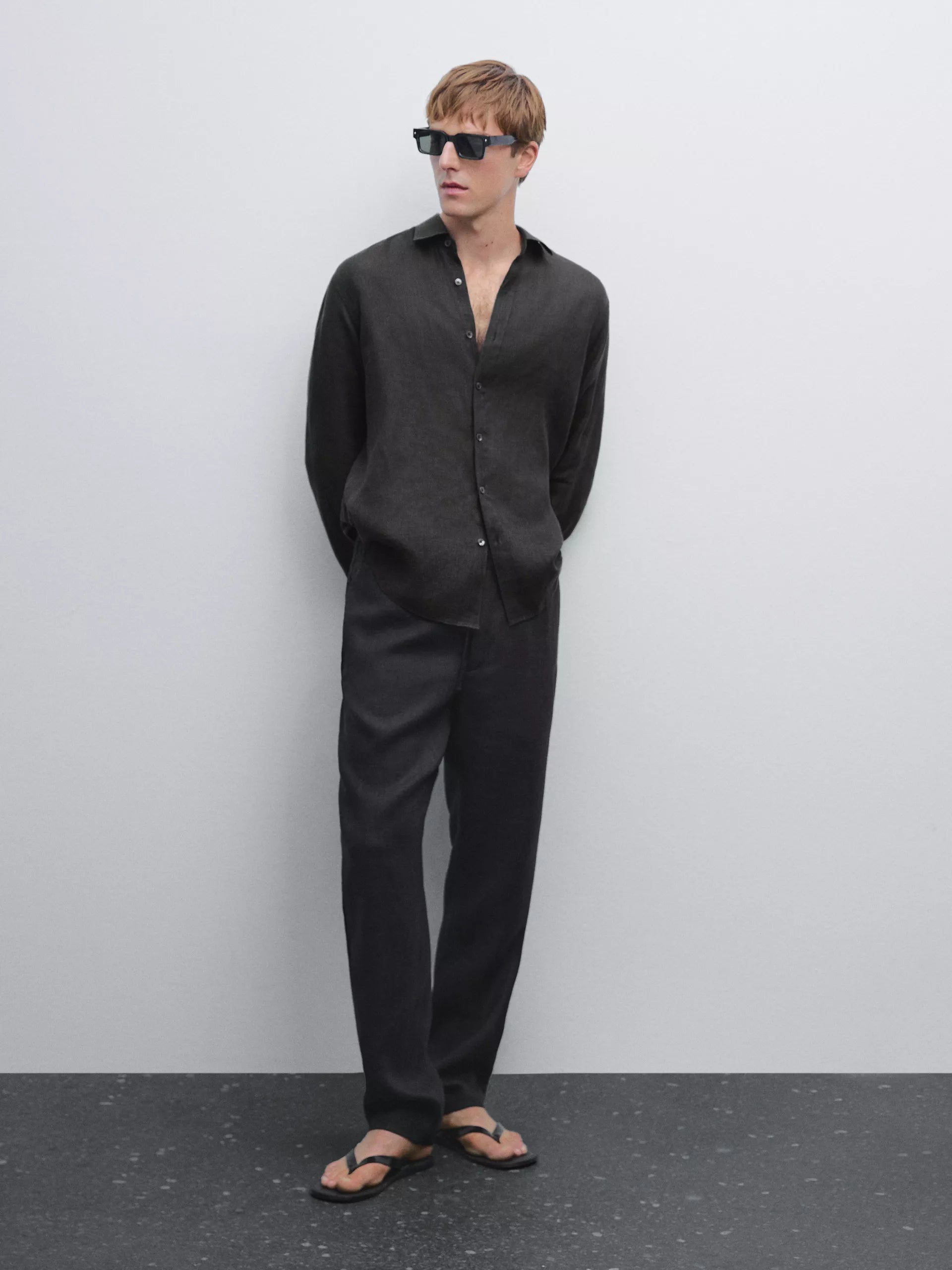 Monterroso Linen Trousers in Black